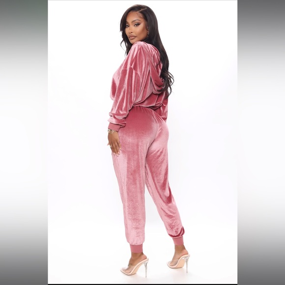 Velvet Vixen Fantasy Sweat Jumpsuit - Mauve Size XL - Picture 7 of 8